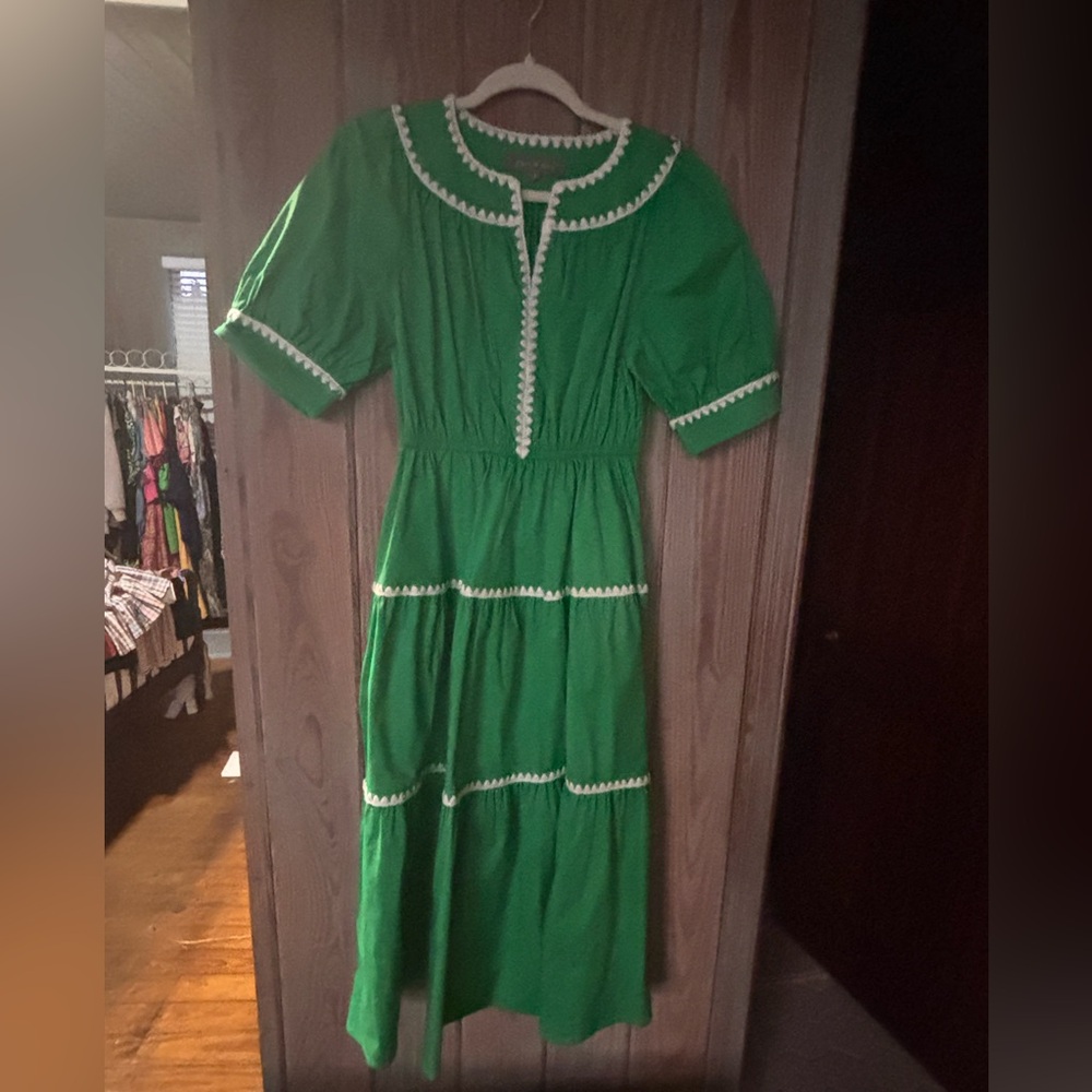 Chic Green Midi Dress with White Accents